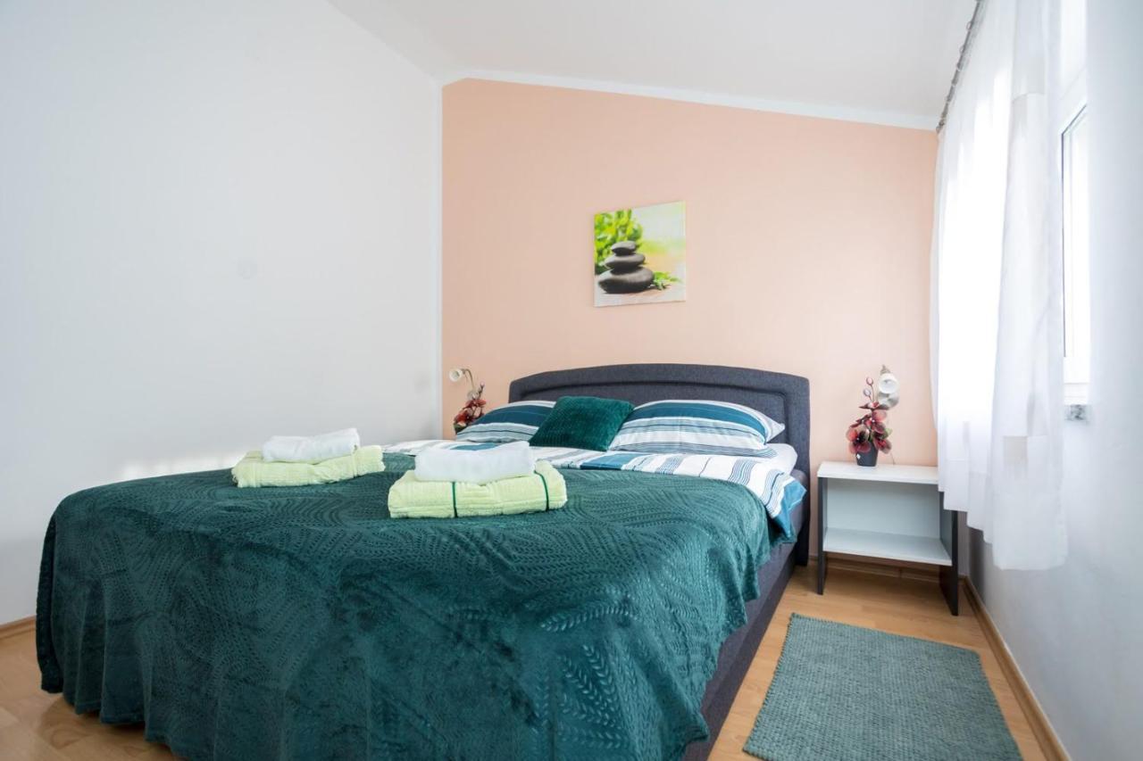 Apartman Luni Sa Bazenom - Malinska, Sveti Anton Sveti Anton  Ngoại thất bức ảnh