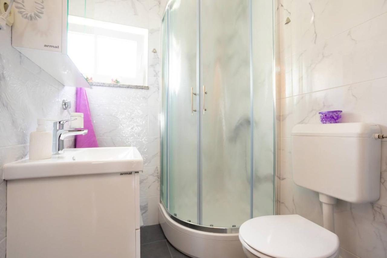 Apartman Luni Sa Bazenom - Malinska, Sveti Anton Sveti Anton  Ngoại thất bức ảnh