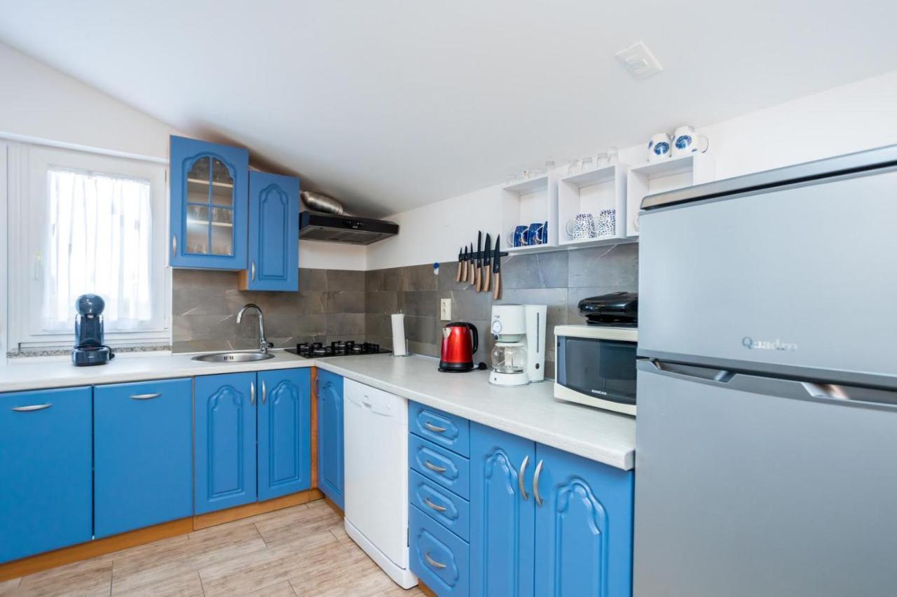 Apartman Luni Sa Bazenom - Malinska, Sveti Anton Sveti Anton  Ngoại thất bức ảnh